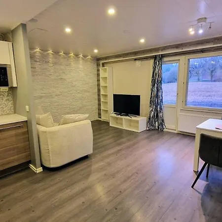 Apartment Luxury Meets Nature - Near Airport & Helsinki
